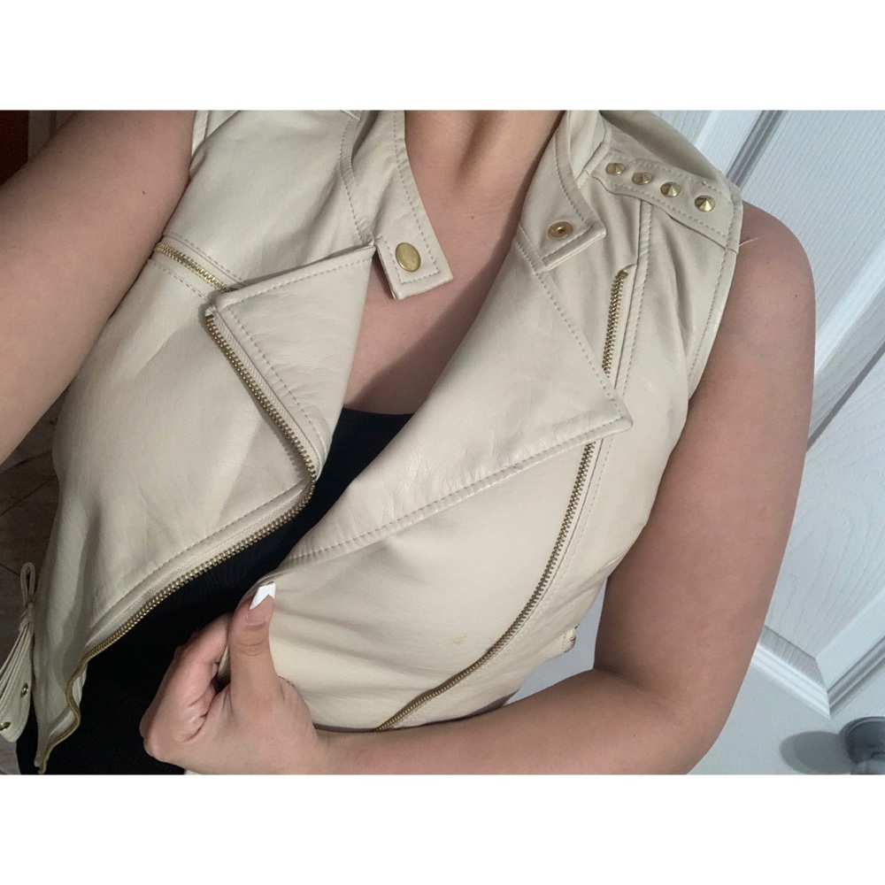 F21 Like Leather Zip up Vest
